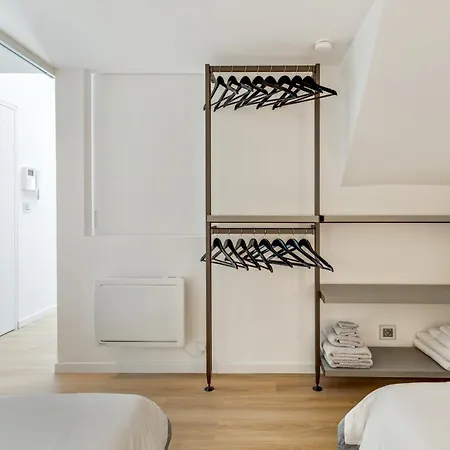 Elegante Appartmento Nel Quadrato D'oro A St Tropez 쎙뜨호뻬