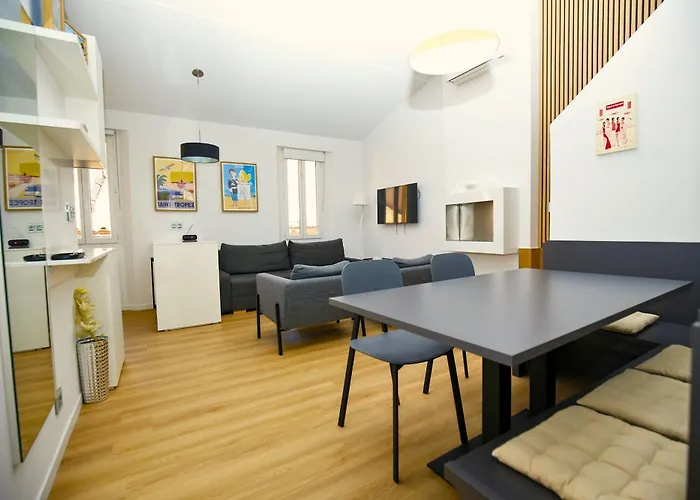 Elegante Appartmento Nel Quadrato D'oro A St Tropez *